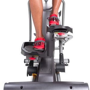 Spirit Fitness XE395 Elliptical pedals