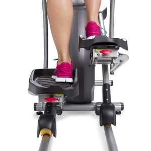 Spirit Fitness XE295 Elliptical pedals